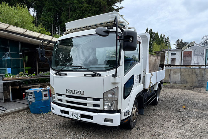 4t ダンプカー